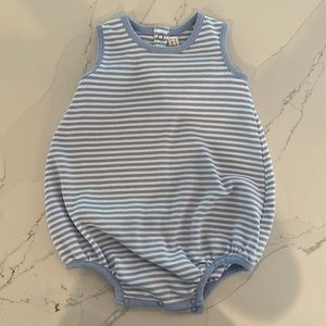 The Beaufort Bonnet Company TBBC Blue and White Striped Bubble (3-6 mo)